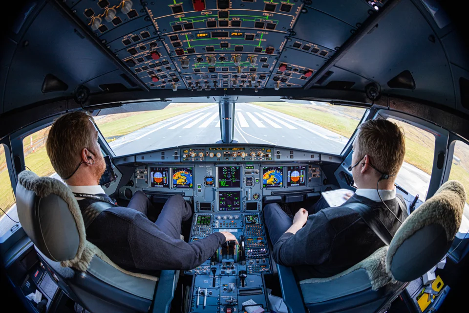 Airbus - cockpit Airbus - cockpit